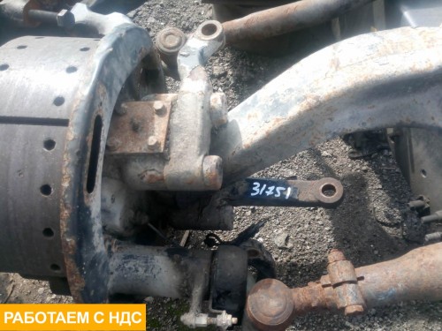 Кулак поворотный левый