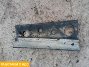 Кронштейн правый